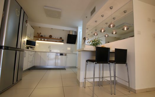 נמכר!!! נמכר!!! נמכר!!!