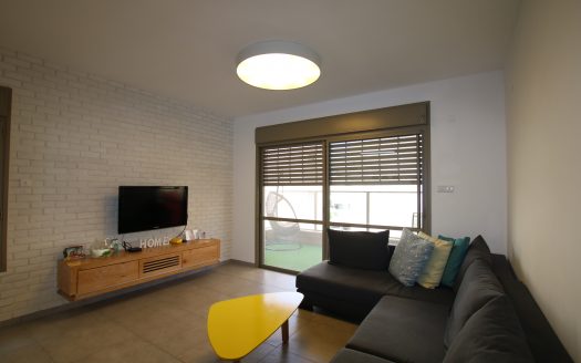 נמכר!!! נכמר!!! נמכר!!!