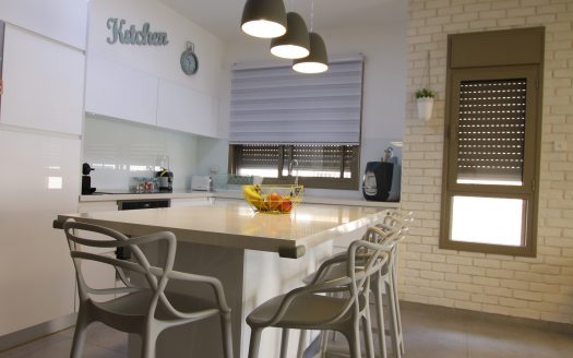 נמכר!!! נכמר!!! נמכר!!!