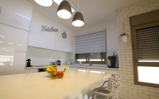 נמכר!!! נכמר!!! נמכר!!!