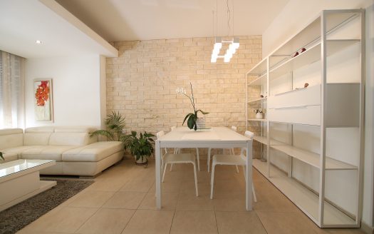 נמכר!!! נמכר!!! נמכר!!!