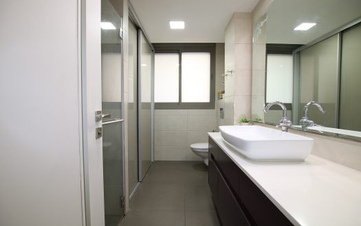 נמכר!!! נמכר!!! נמכר!!!