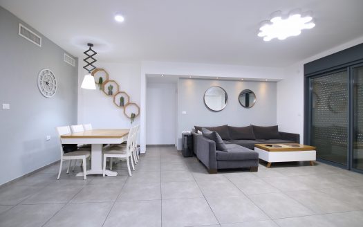 נמכר!!! נמכר!!! נמכר!!!