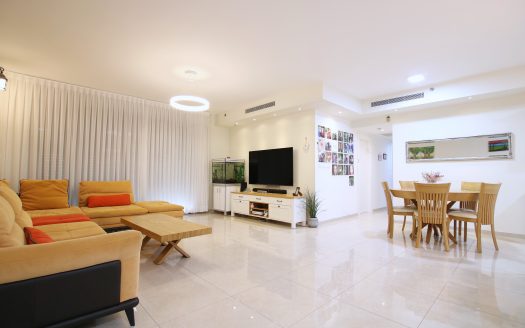 נמכר!!! נמכר!!! נמכר!!!