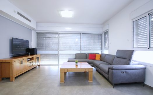 נמכר!!! נמכר!!! נמכר!!!