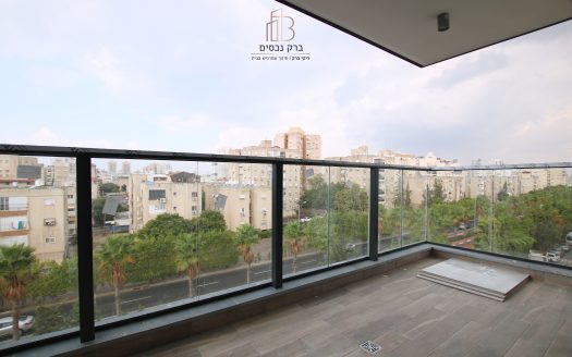בייצוג בלעדי – למכירה!!! בלב ביאליק במיקום נגיש להכל! דירת 3 חדרים מתוכנת ומעוצבת בטוב טעם, עורפית ושקטה …
