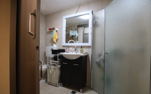 בייצוג בלעדי – למכירה!!!! במוצקין הוותיקה ברחוב מבוקש ובמיקום נגיש להכל! דירת 3 חדרים בבניין רביעייה מטופח מאוד!