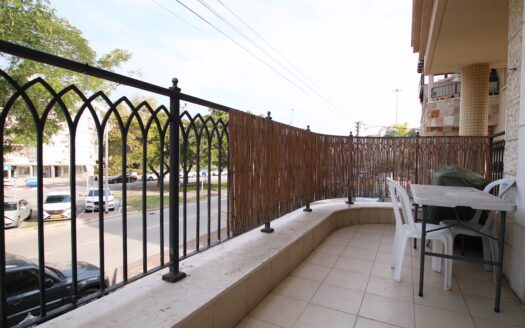 בייצוג בלעדי – למכירה!!! בלב מוצקין במיקום מנצח, מיני קוטג' 5 חדרים מרווח עם יחידה נפרדת!