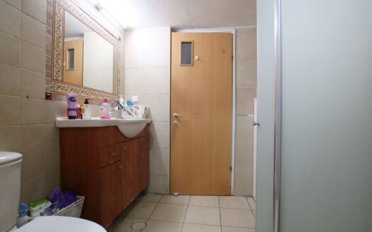 בייצוג בלעדי – למכירה!!! בלב מוצקין במיקום מנצח, מיני קוטג' 5 חדרים מרווח עם יחידה נפרדת!