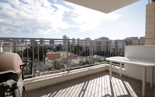 בייצוג בלעדי – למכירה!!! בשכונת נווה גנים קרית מוצקין, דירת 4 חדרים משופצת ומקסימה! ממ"ד, מרפסת שמש, 2 מעליות