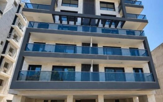 בייצוג בלעדי – למכירה!!! בביאליק במיקום נגיש להכל! דירת 3 חדרים חדשה של הקבלן נועם סהר, מתוכננת ומעוצבת בקפידה! מפרט טכני עשיר!